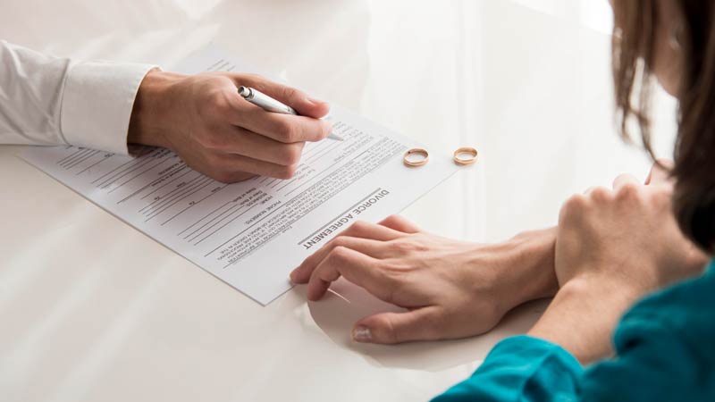 Rozw�d na spokojnie - 5 sposob�w, jak zadba� o siebie zamiast tylko o papiery